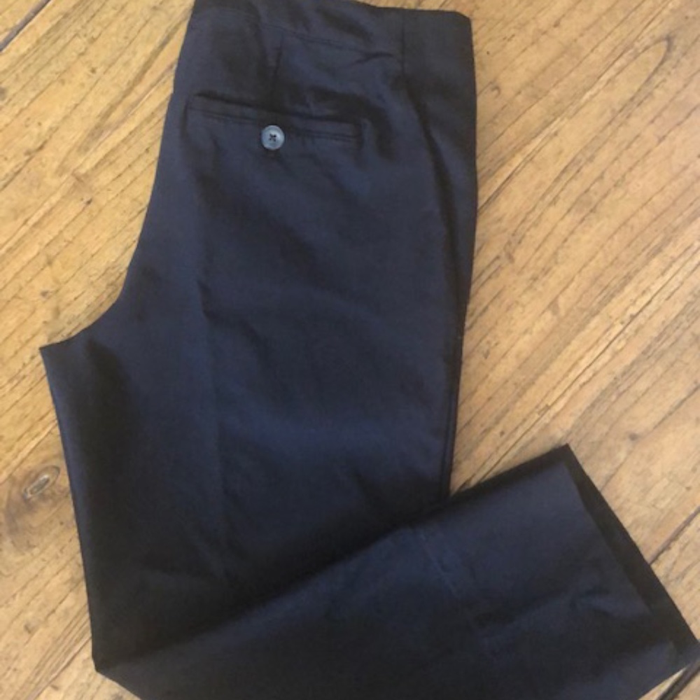 Women's Simply Vera Black Cropped Pants Size 8